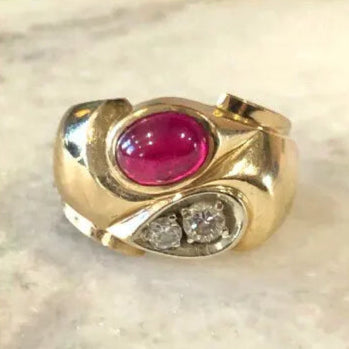 BESPOKE RUBY AND DIAMOND HEIRLOOM RING