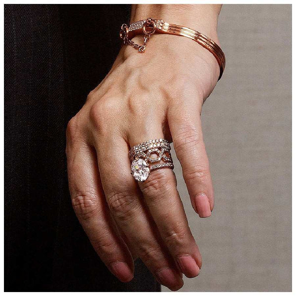 Taylor Swift Inspired Engagement Ring Settings & Designs
