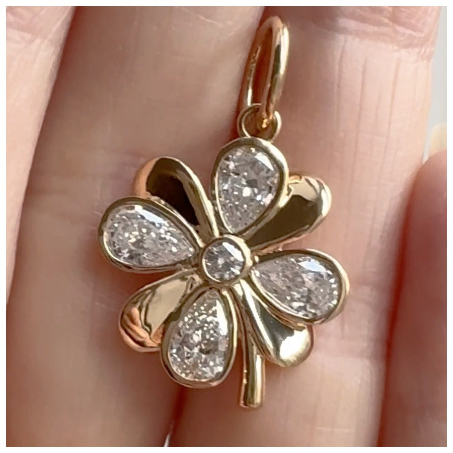 Custom Design Story: A Bespoke Clover Necklace