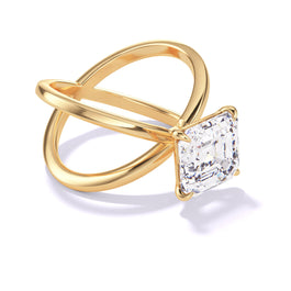 ASSCHER CUT DIAMOND ENGAGEMENT RING WITH A CLASSIC 4 PRONG AXIS SETTING IN 18K YELLOW GOLD
