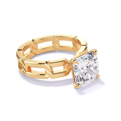 CUSHION CUT DIAMOND ENGAGEMENT RING WITH A CLASSIC 4 PRONG 8 LINKS SETTING IN 18K YELLOW GOLD