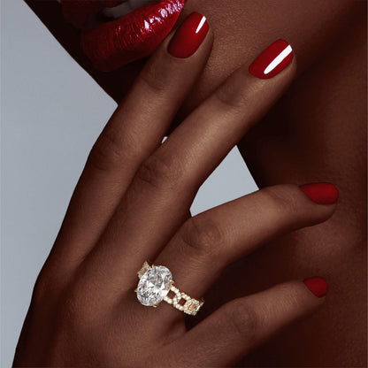 OVAL CUT DIAMOND ENGAGEMENT RING WITH A CLASSIC 4 PRONG 16 PAVE LINKS SETTING IN 18K YELLOW GOLD