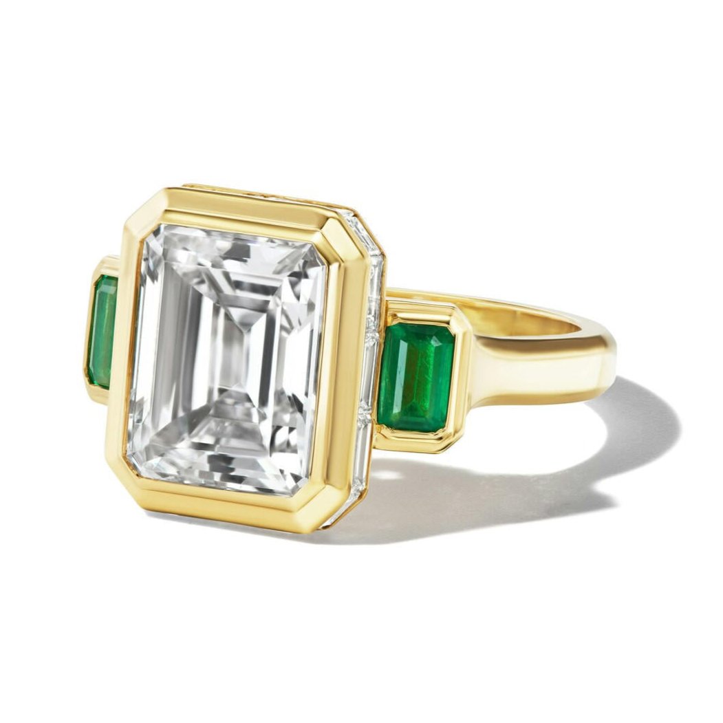 Emerald-and-diamond-three-stone-ring