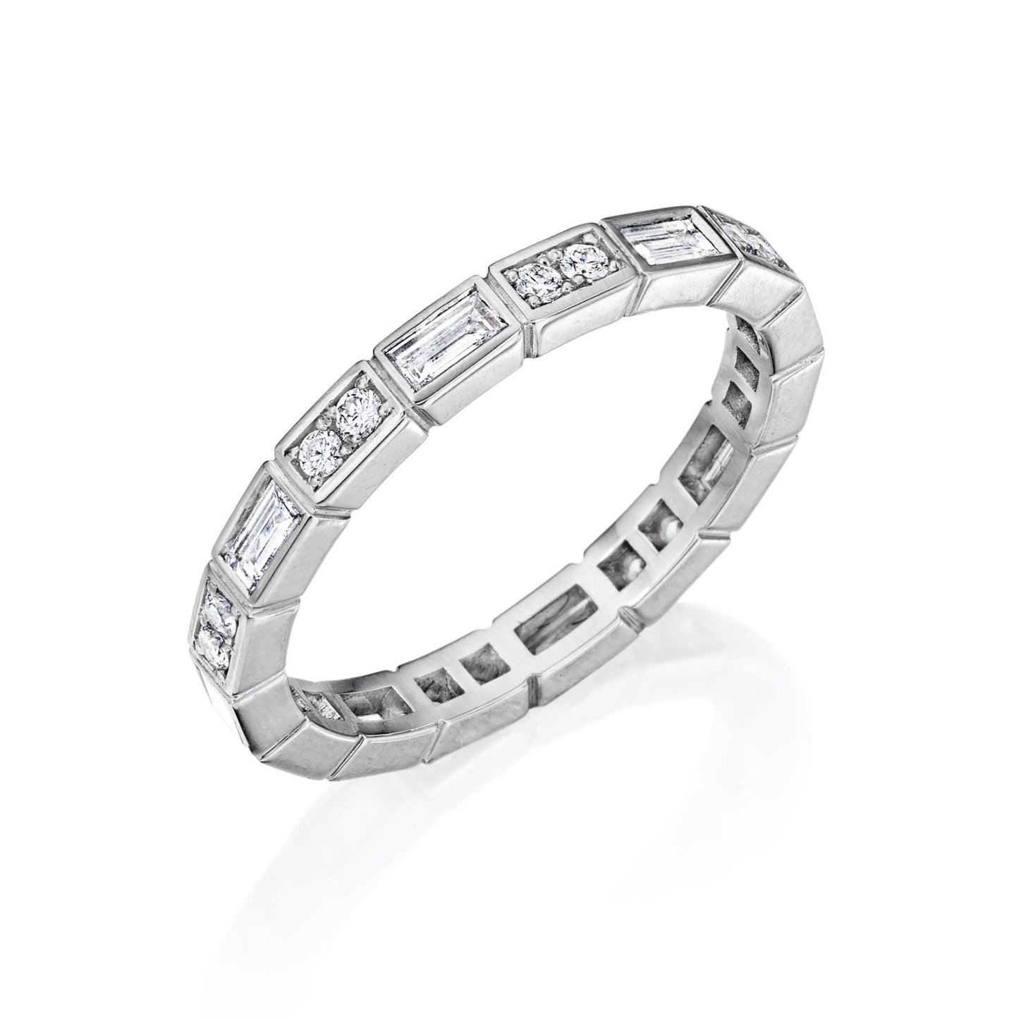 BRICK BY BRICK ALTERNATING BAGUETTE AND ROUND DIAMOND BAND