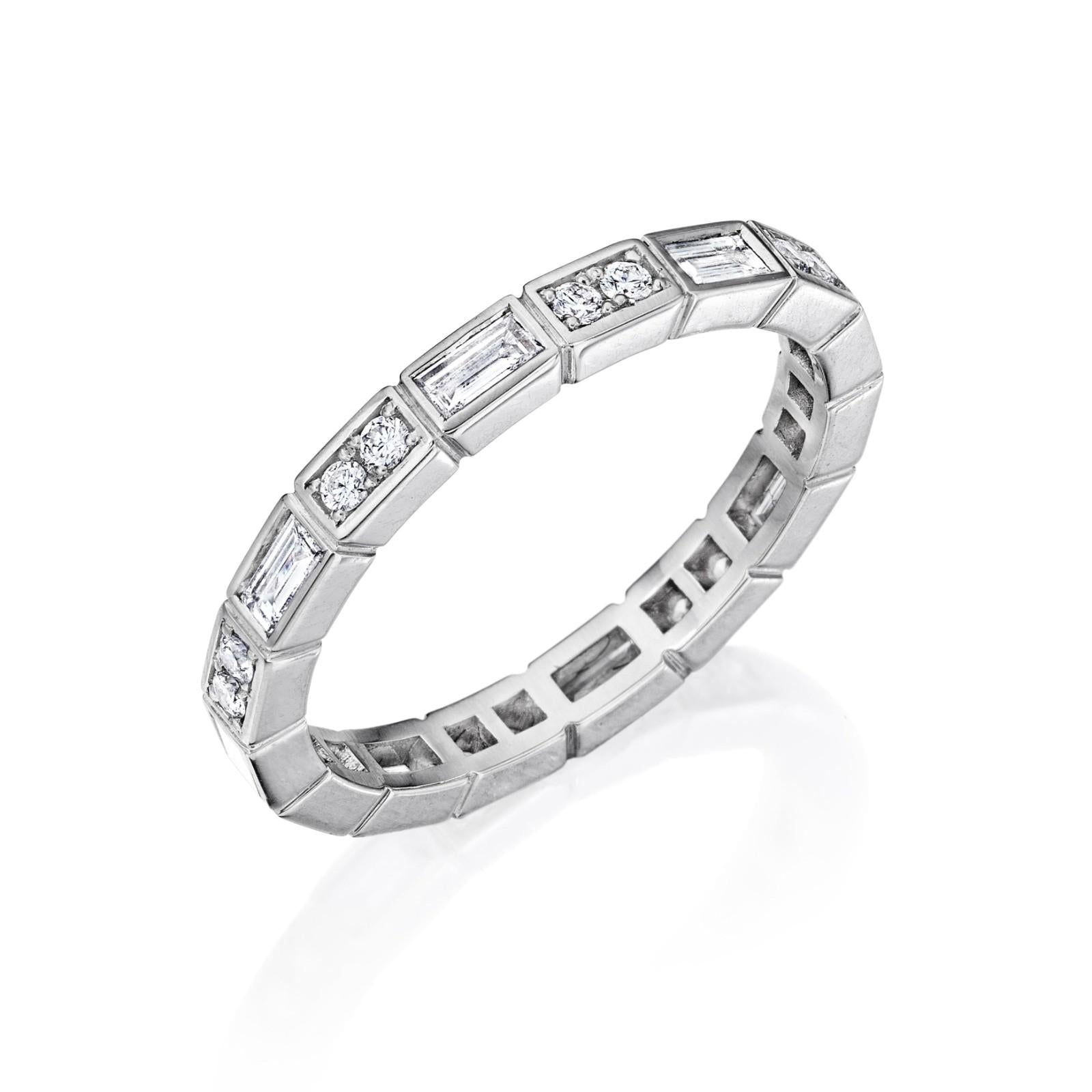 BRICK BY BRICK ALTERNATING BAGUETTE AND ROUND DIAMOND BAND