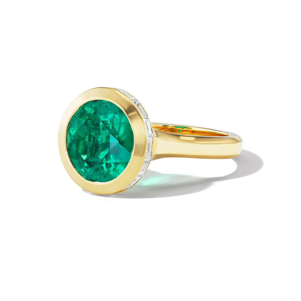 bezel-set-emerald-ring