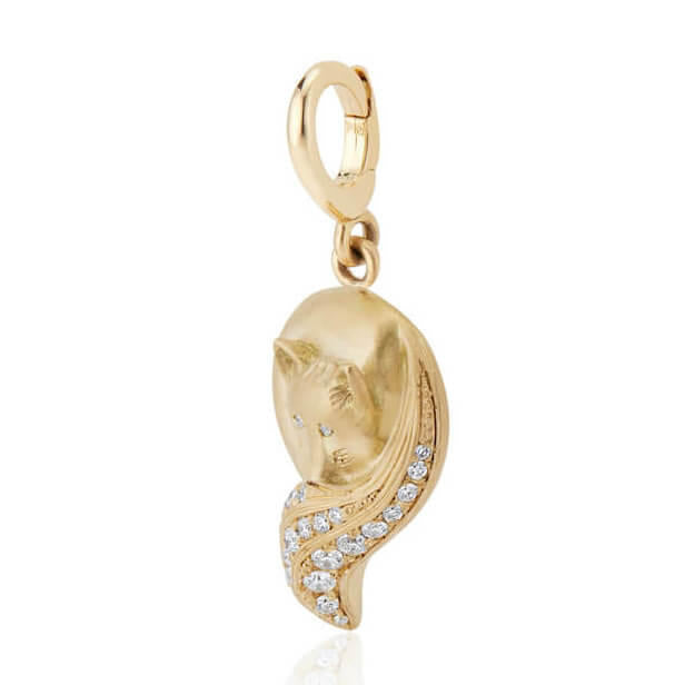 The FOX pave diamond pendant side view