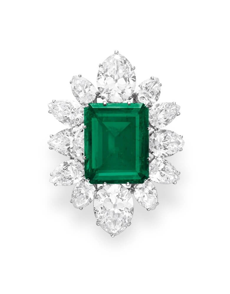 emerald Bulgari brooch