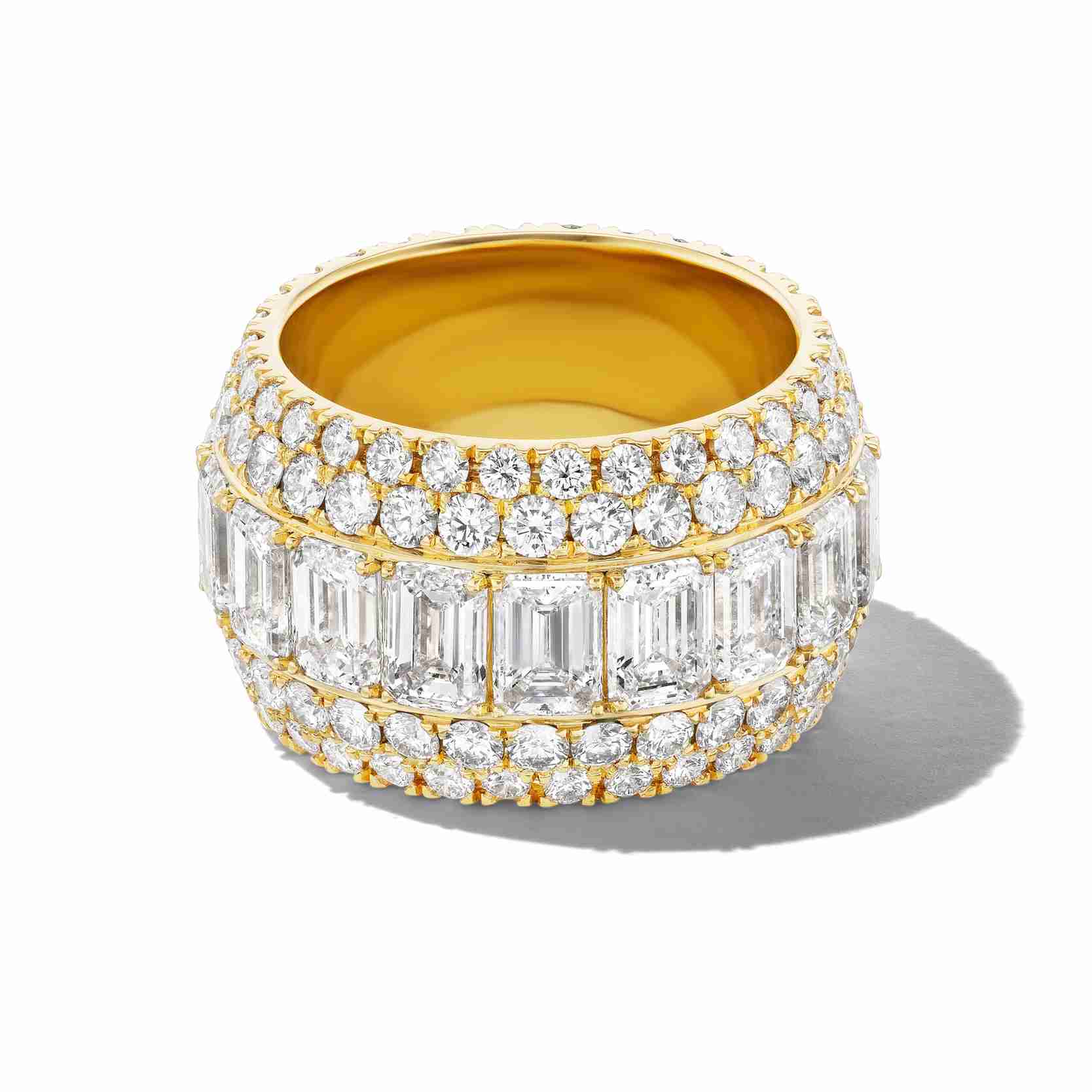 MEGA EMERALD CUT DIAMOND ETERNITY BAND WITH PAVÉ DIAMOND ROWS