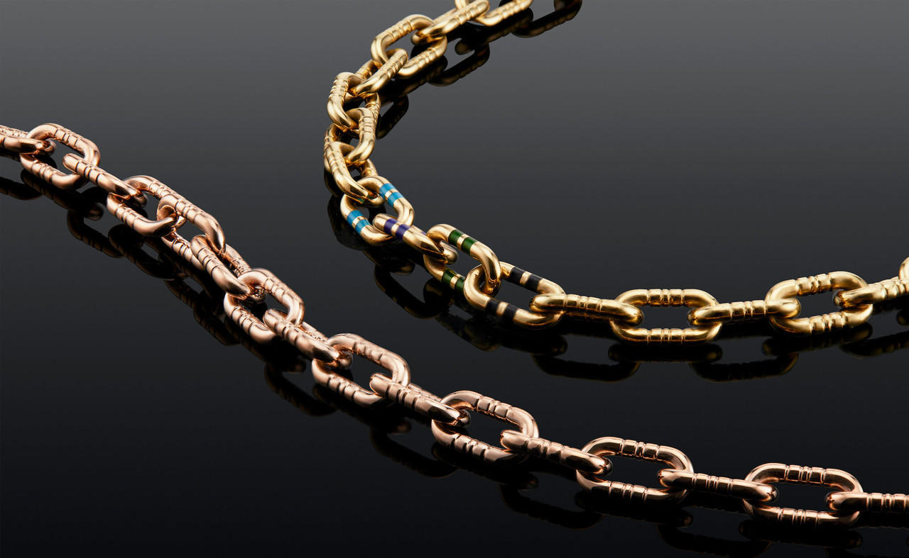 mega capsule chain link necklace in 18k gold with enamel stripes