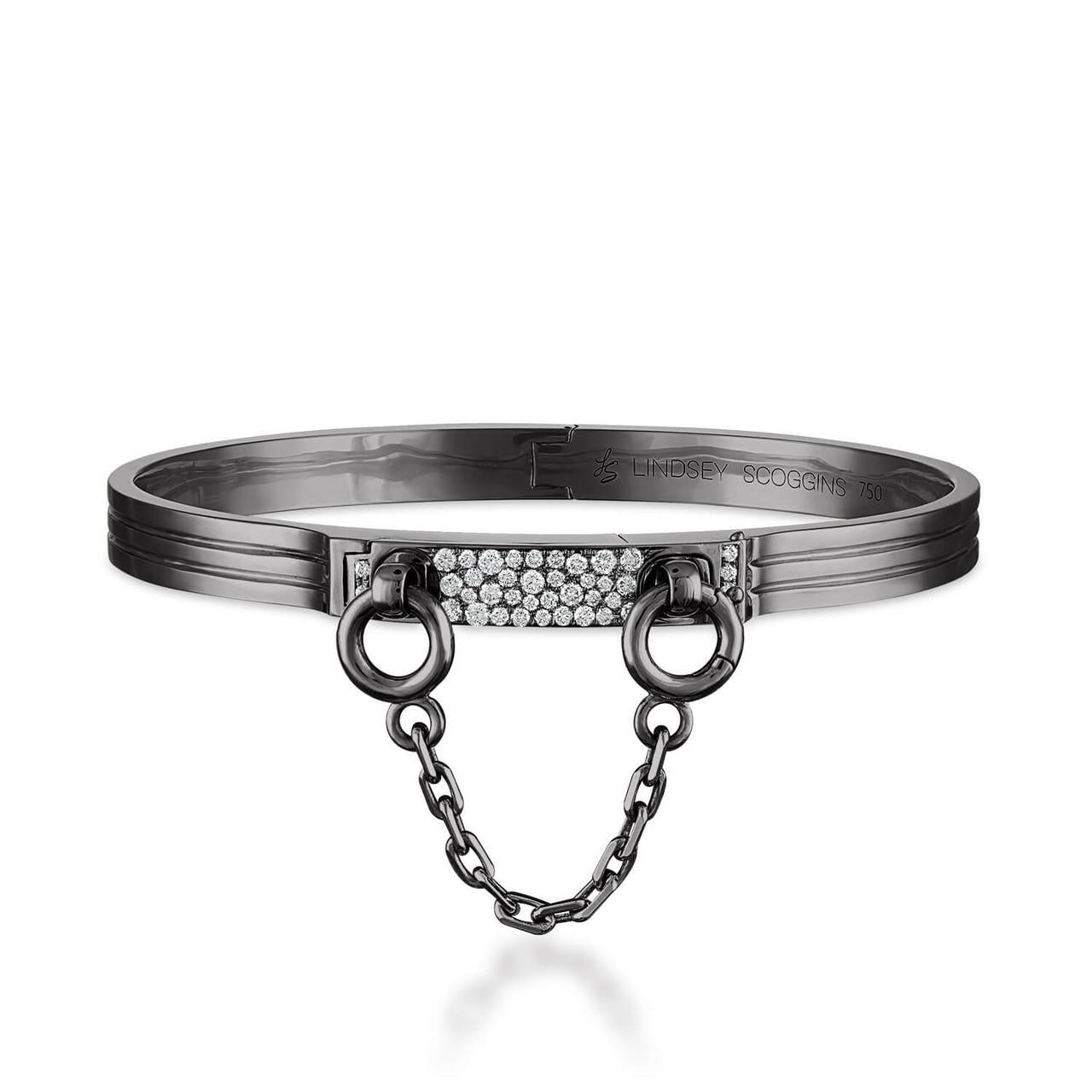 OATH CLASSIC SINGLE CUFF WITH PAVE LATCH