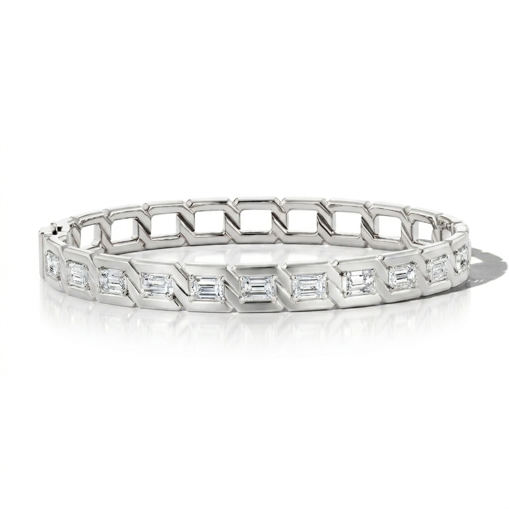 DIAMOND LINKS BANGLE