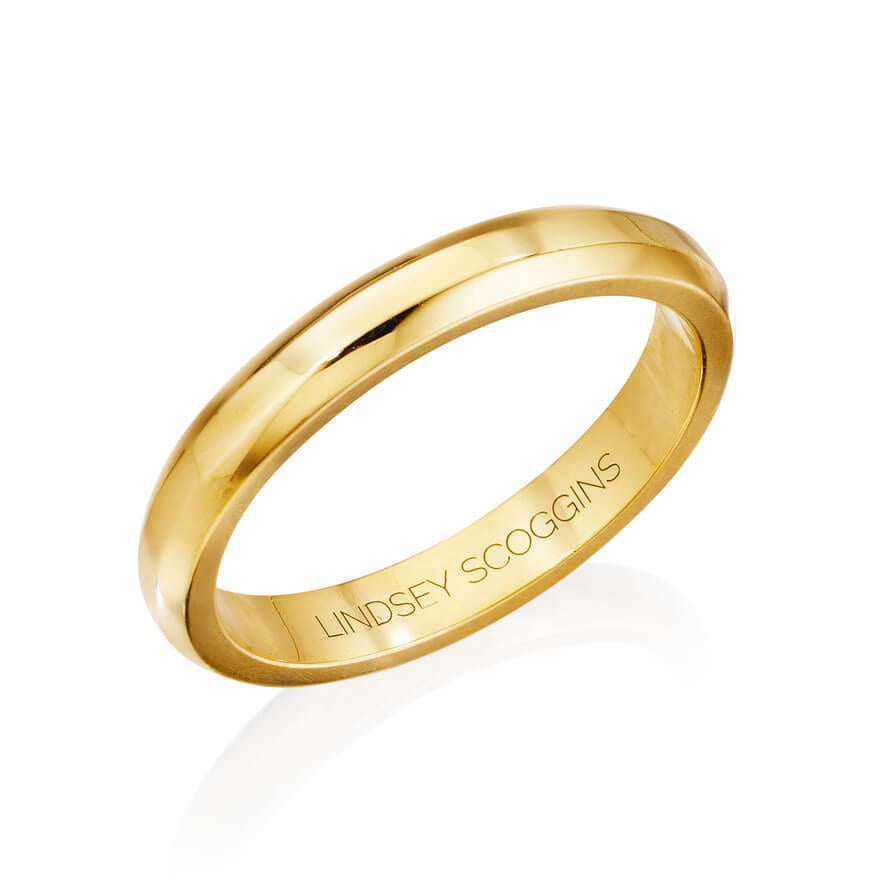 Three Phases classic wedding band in 18k yellow gold