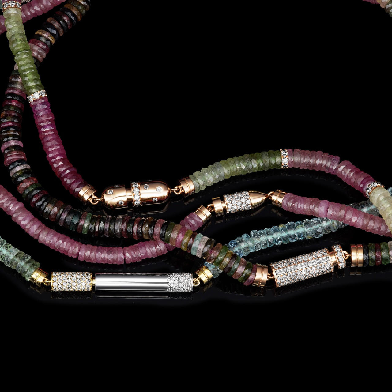 MULTICOLORED SAPPHIRE NECKLACE WITH DIAMOND CAPSULE CLASP IN 18K ROSE GOLD