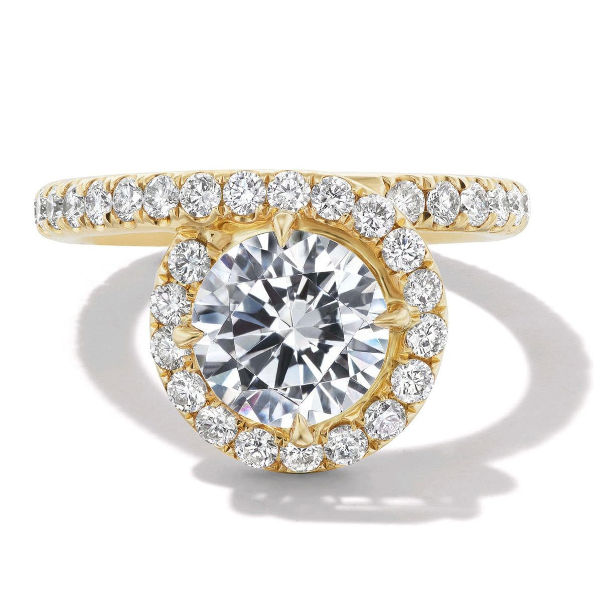 endless loop ring with pave diamond row